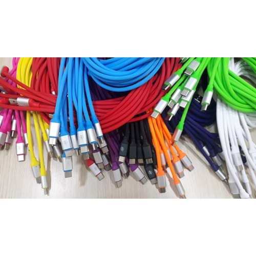 Rewel Silikonlu İphone Usb Renkli Hızlı Şarj kablosu 541038